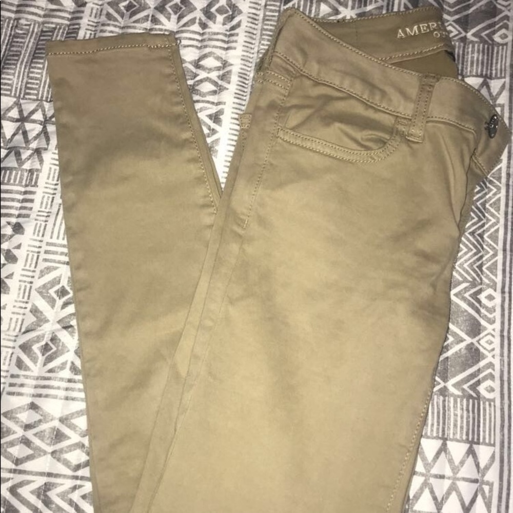 Khaki jeans